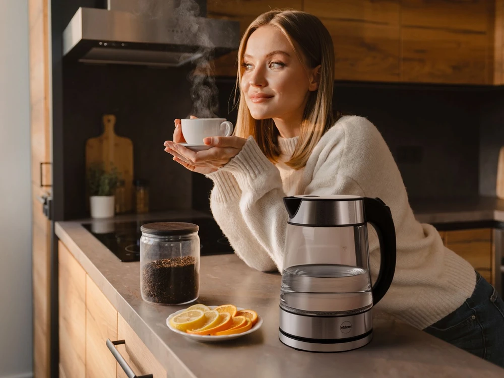Virdulys ELDOM C420 KETTY GLASS CORDLESS KETTLE 1.7 L 2200 W