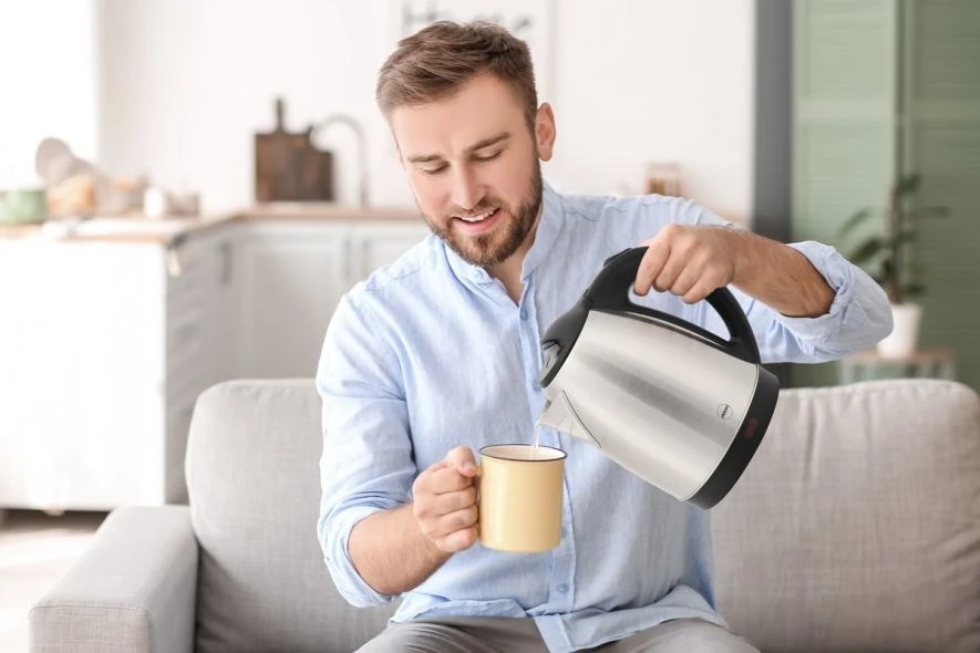 ELDOM CS30 ACERO CORDLESS KETTLE 2.0 L 2000 W Sidabrinis