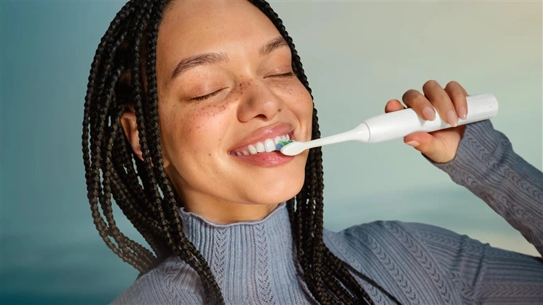 Įkraunamas dantų šepetėlis „Philips“ Sonicare 2100 HX4021/01, baltas