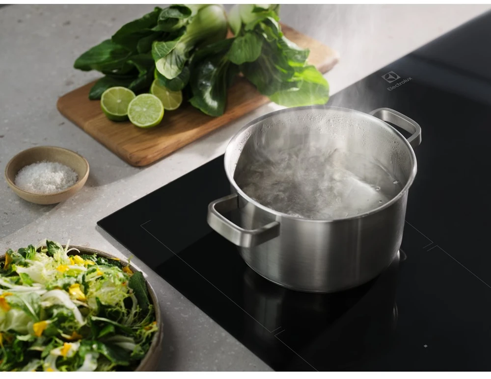 60 cm pločio indukcinė kaitlentė Electrolux EIS62453