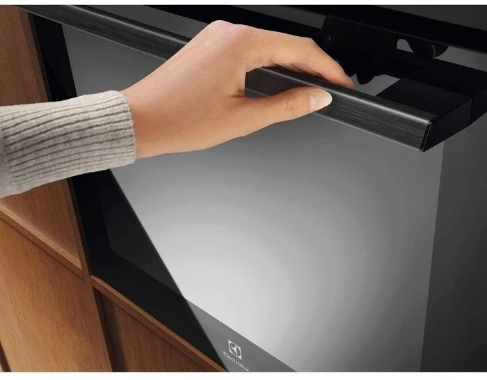 ELECTROLUX EOF6P76BZ