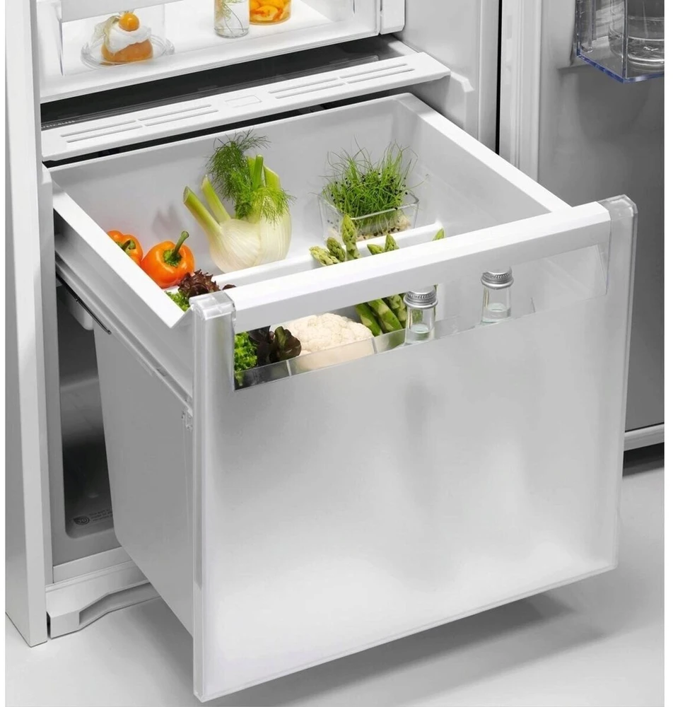 Šaldytuvas Electrolux LXB2AE82S