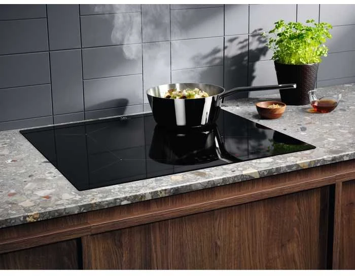 60cm.pločio indukcinė kaitlentė Hob2Hood Electrolux LIL61434C