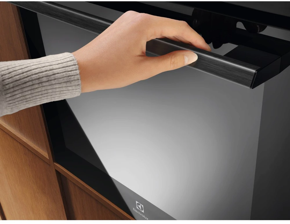 Įmontuojama el.orkaitė su pirolize Electrolux LOX8P87WZ
