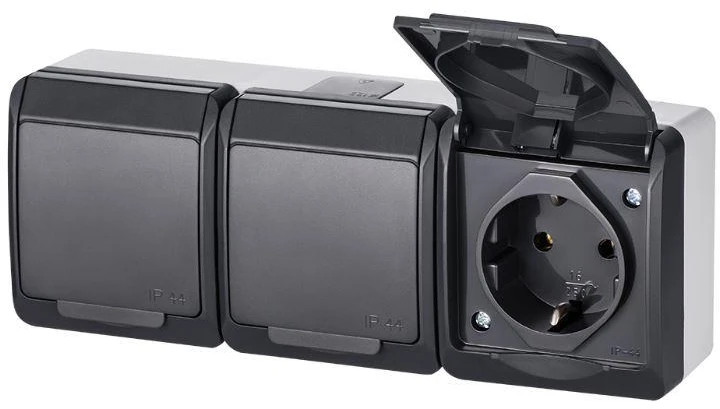 Trivietis kištukinis lizdas ELEKTRO-PLAST HERMES, IP44