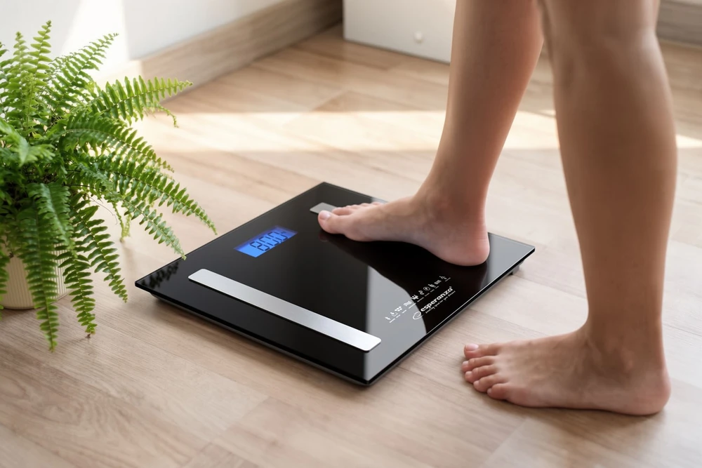 Virtuvinės svarstyklės Svarstyklės su „Bluetooth“ funkcija Esperanza EBS016K (juodos spalvos)