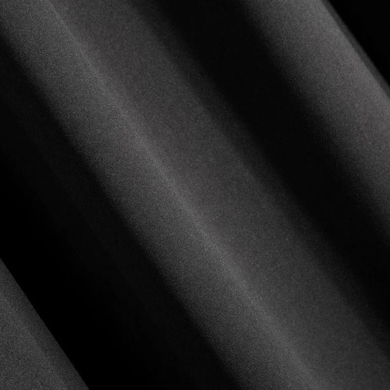 Eurofirany Užuolaida Logan Blackout juoda, juosta 135x270 cm