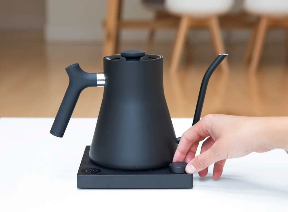 Elektrinis virdulys Fellow Stagg EKG Pro Electric, spalva: matinė juoda, 0.9 l