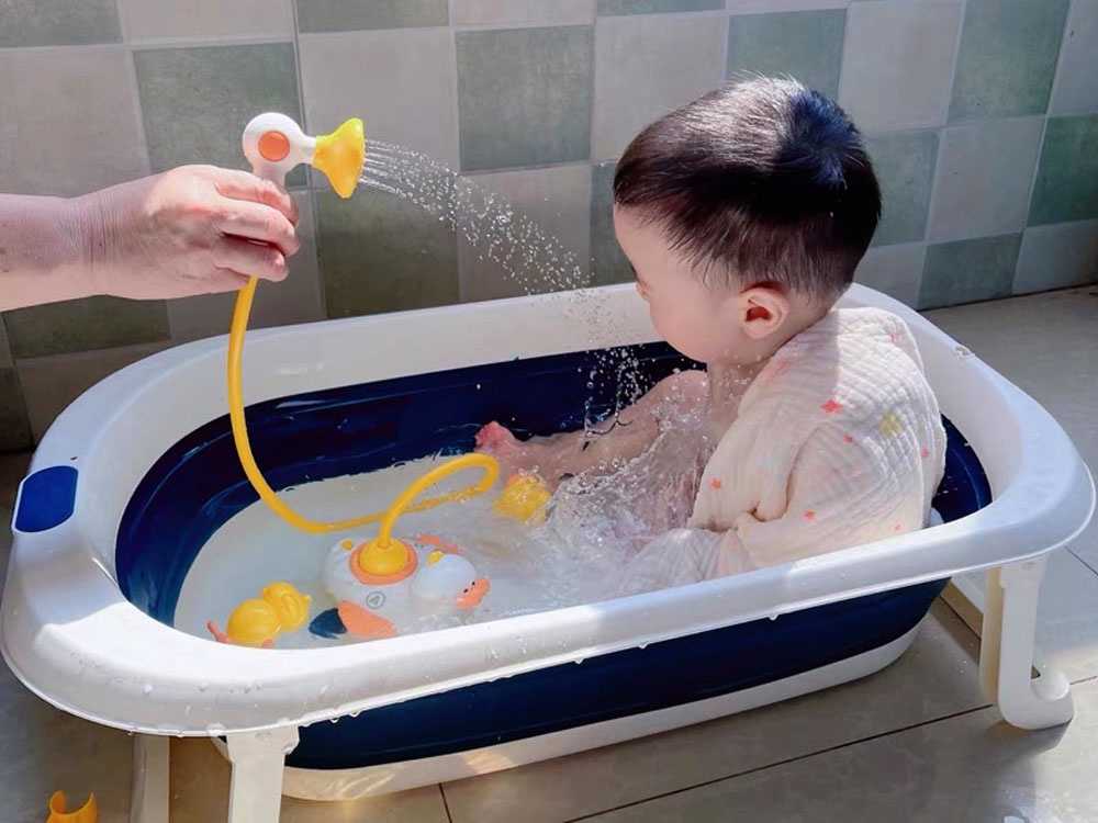 Jokomisiada Floating duck bath shower machine ZA4271