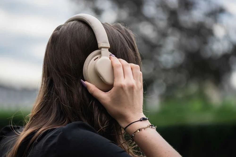 Belaidės ausinės Forcell F-Audio Touch Beat ANC smėlio spalvos