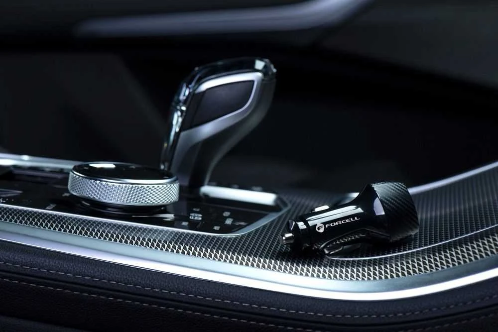 Automobilinis įkroviklis Forcell F-Energy Carbon USB A QC3.0 3A 18W CC50-1A juodas
