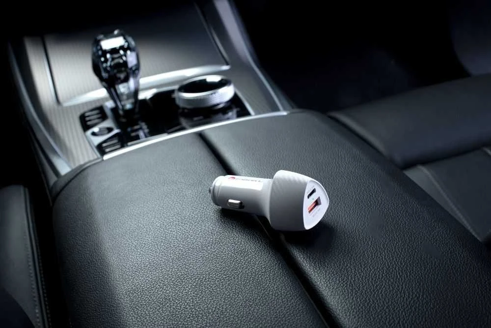 Įkroviklis automobilinis Forcell (CC50-1A1C) (1xUSB-C; 1xUSB; 5A 38W) baltas