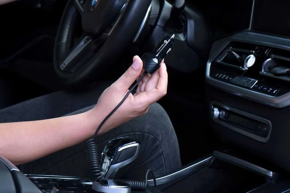 Automobilinis įkroviklis Forcell F-Energy Carbon USB A QC3.0 PD 3A 38W su laidu USB C CC50-1AC juodas