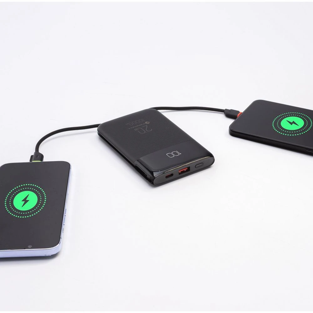 FORCELL F-ENERGY F10K6 daugiafunkcis nešiojamas įkroviklis su įmontuotais C tipo ir „Lightning“ laidais PD QC3.0 3A 22,5W 10000 mAh juodas