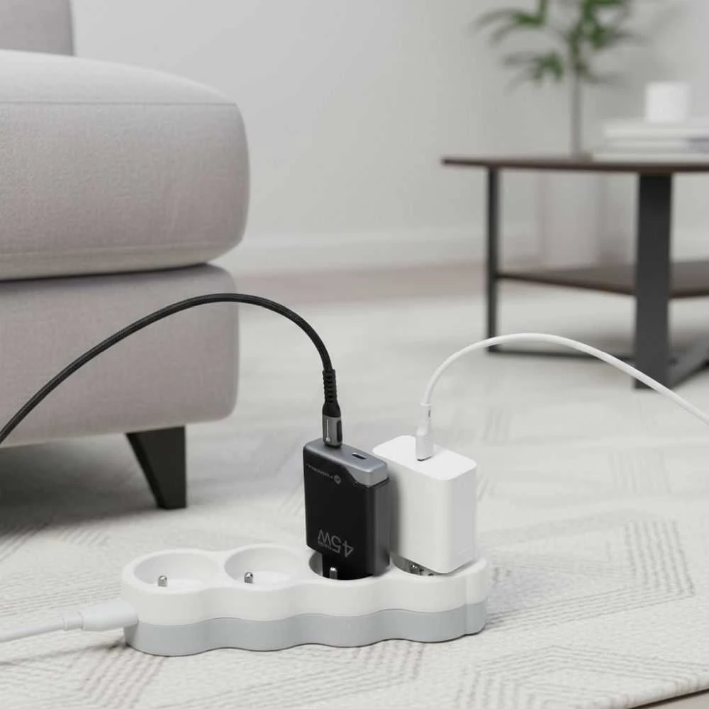 Telefono įkroviklis Forcell F-Energy Ultra Slim GaN III 2 x USB C PD QC4.0 3A 45W B245201(2C) juodas