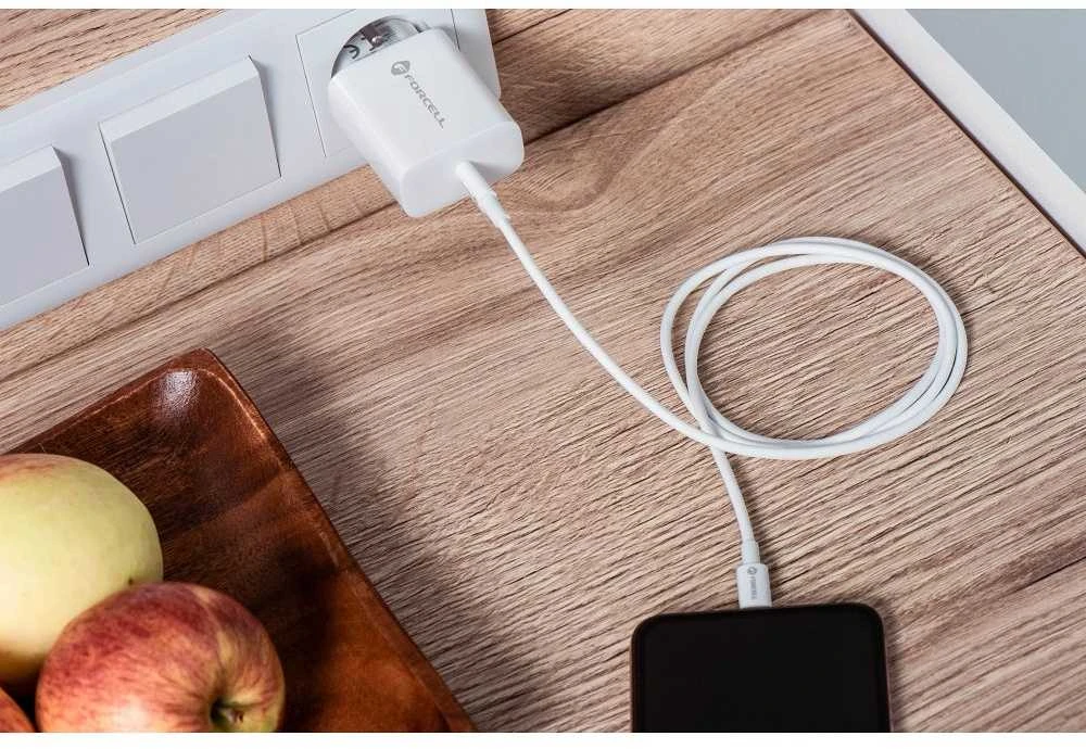 Įkroviklis Forcell + "USB-C (Type-C) to USB-C (Type-C)" (1xUSB-C 3A 25W) baltas
