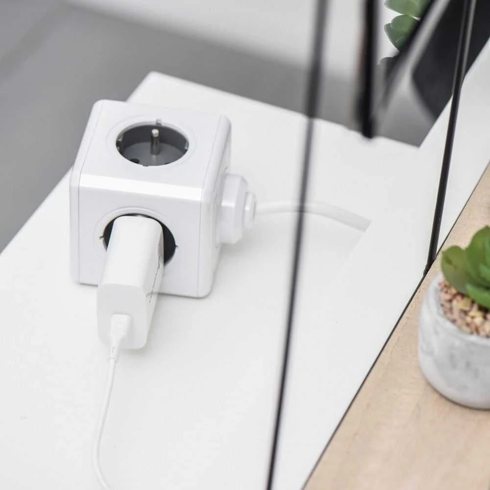 Įkroviklis Forcell (1xUSB-C 3A 25W) baltas