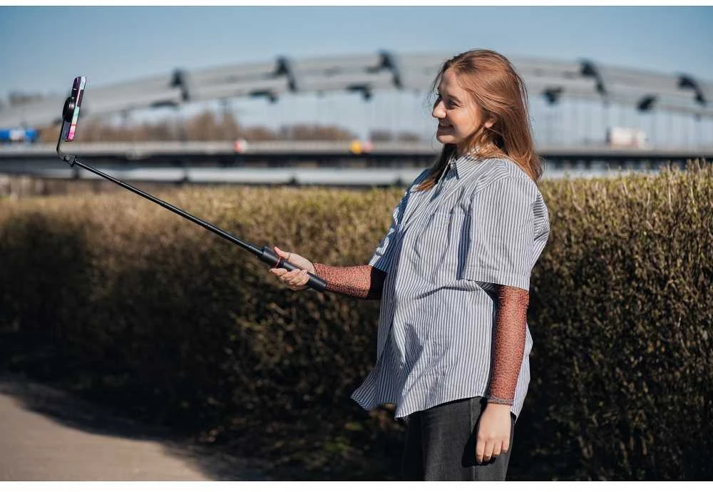 FORCELL F-GRIP MagSelfie S100M asmenukių lazda su bevieliu nuotolinio valdymo pulteliu juodas