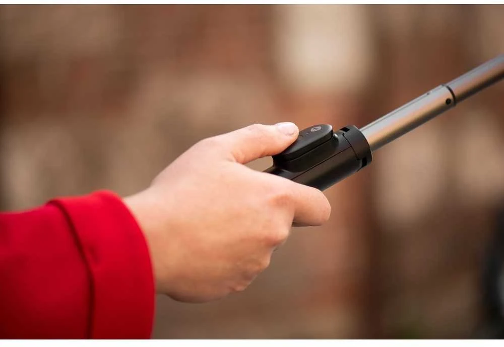 Asmenukių lazda + trikojis Forcell F-GRIP (S70M) (Bluetooth) juoda