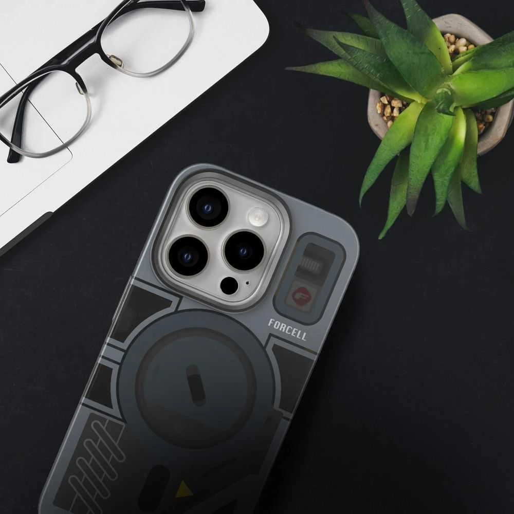 „iPhone 16 PLUS“ dėklas su „Forcell F-Protect Levels“ dvigubo sluoksnio 4D technologija, suderinamas su „Magsafe Military Drop-Test“ kibernetinėmis pilkomis spalvomis.