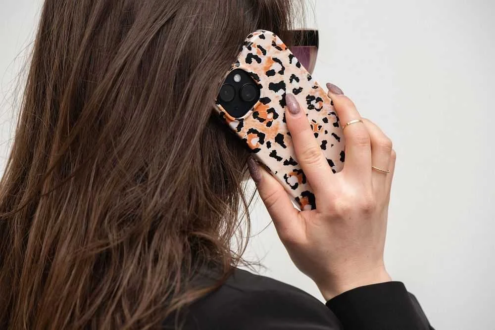 „iPhone 15 PLUS“ dėklas „Forcell F-Protect Mirage“, suderinamas su „Magsafe Wild Panther“