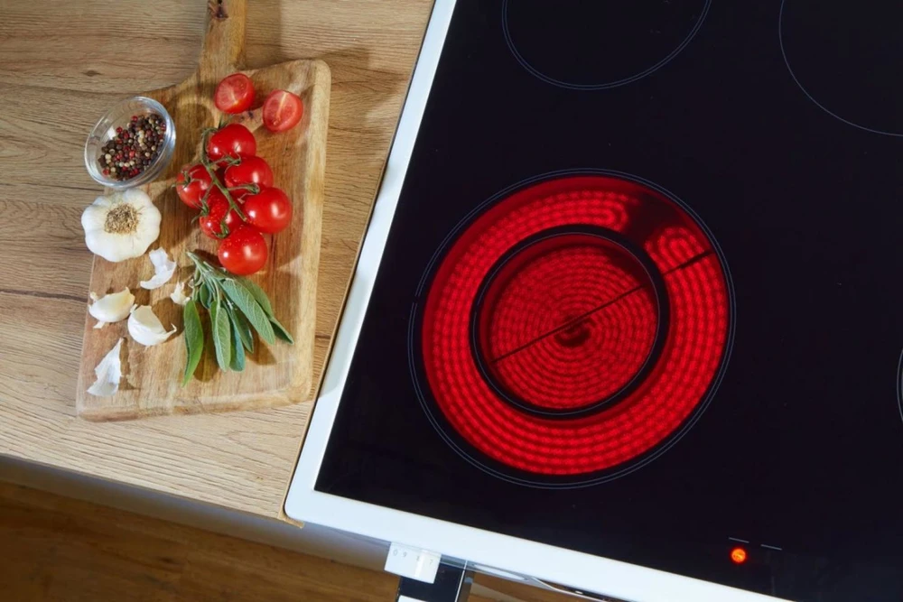 Gorenje | Cooker | GECS5B70CLI | Hob type Vitroceramic | Oven type Electric | rusvai gelsvas | Plotis 50 cm | Gylis 59.4 cm | 70 L