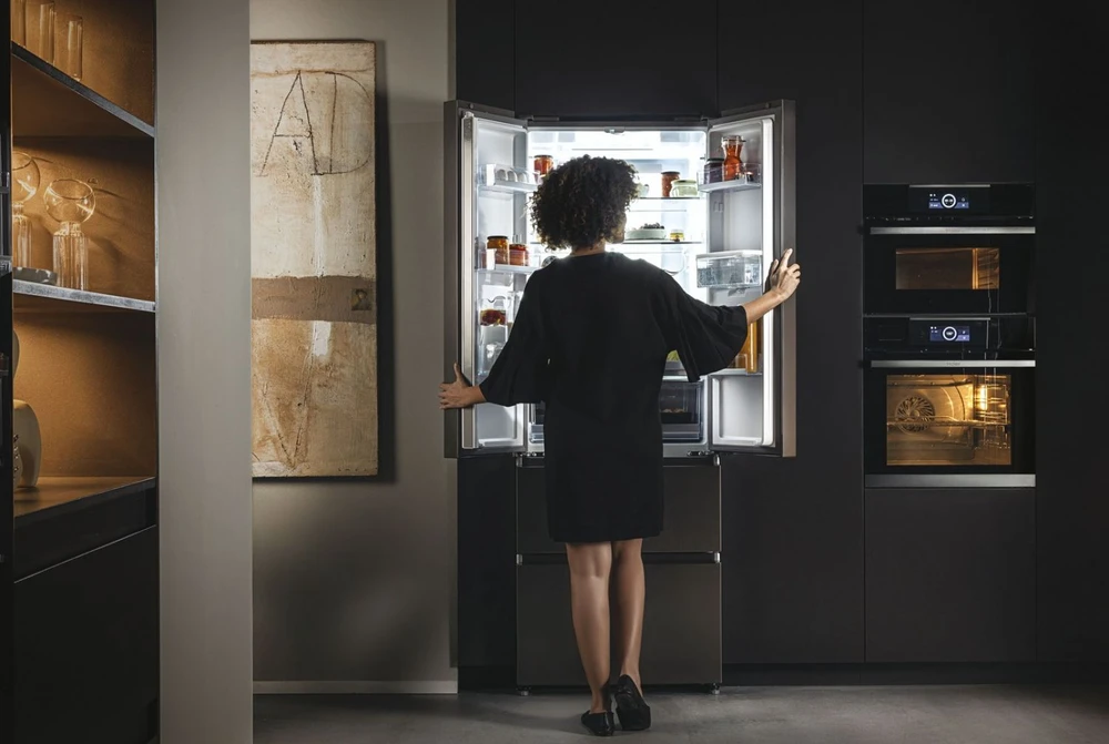 Haier HFW7720EWMP Freestanding 477 L Pilkas