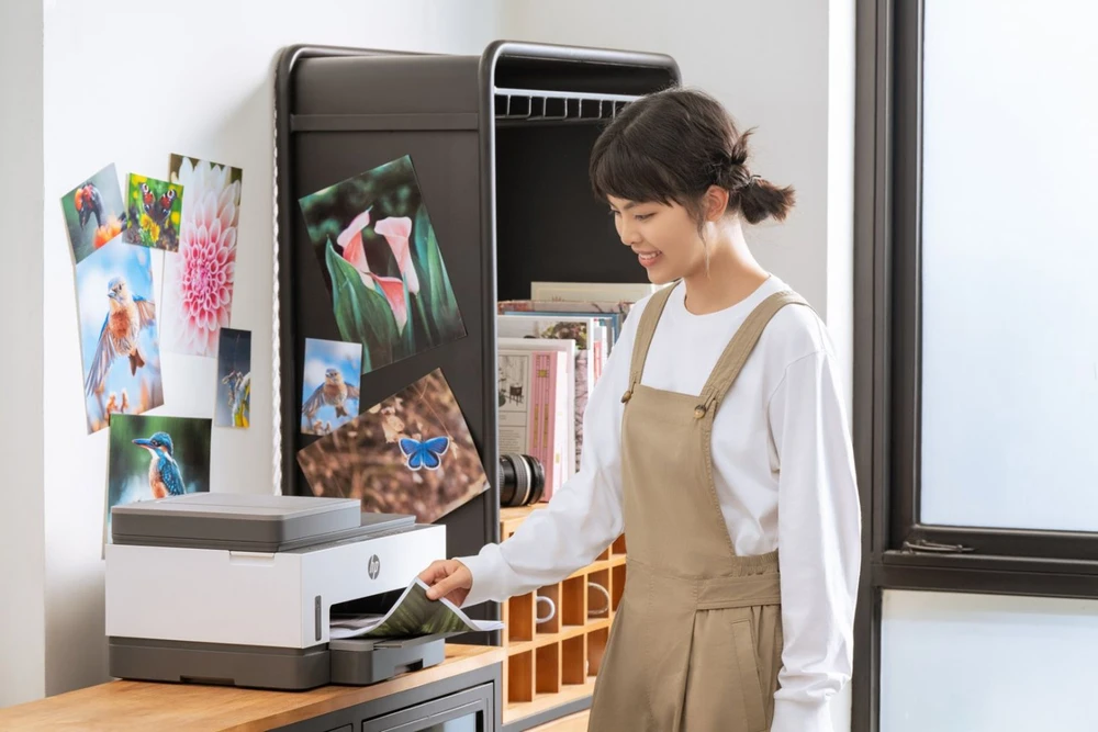 Hewlett Packard (HP) HP Smart Tank 750 AIO daugiafunkcis spausdintuvas Spausdintuvas - A4 spalvotas rašalinis, spausdinimas / kopijavimas / nuskaitymas, automatinis dvipusis spausdinimas, WiFi, 15 psl./min., 400–800 puslapių per mėnesį