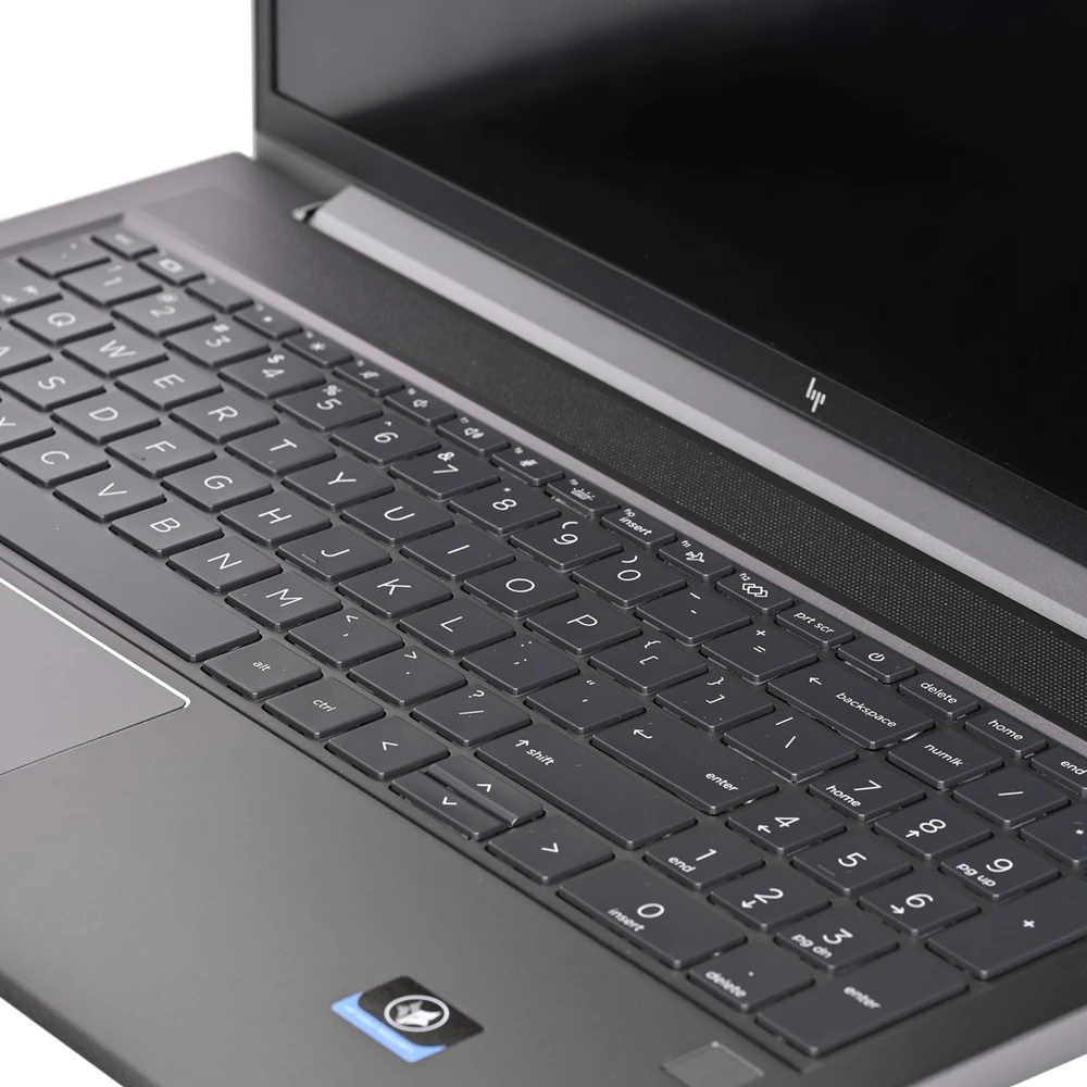 Nešiojamas kompiuteris Hewlett Packard (HP) HP ZBook Power G10 Ryzen 7 PRO 7840HS 15.6" FHD 16GB 512GB SSD Juodas FPR Windows 11 Pro (PERPACK) 2 metų garantija Naujas Perpakuotas/Perpakuotas