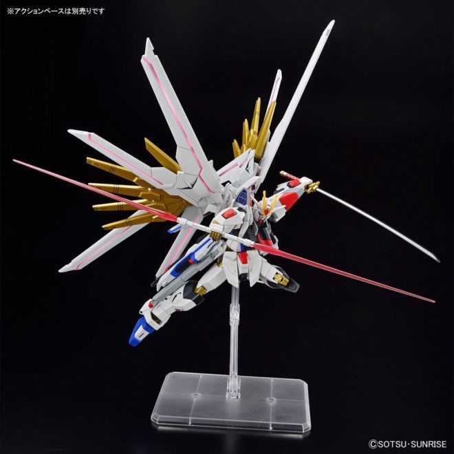 Bandai HGCE 1/144 MIGHTY STRIKE FREEDOM GUNDAM