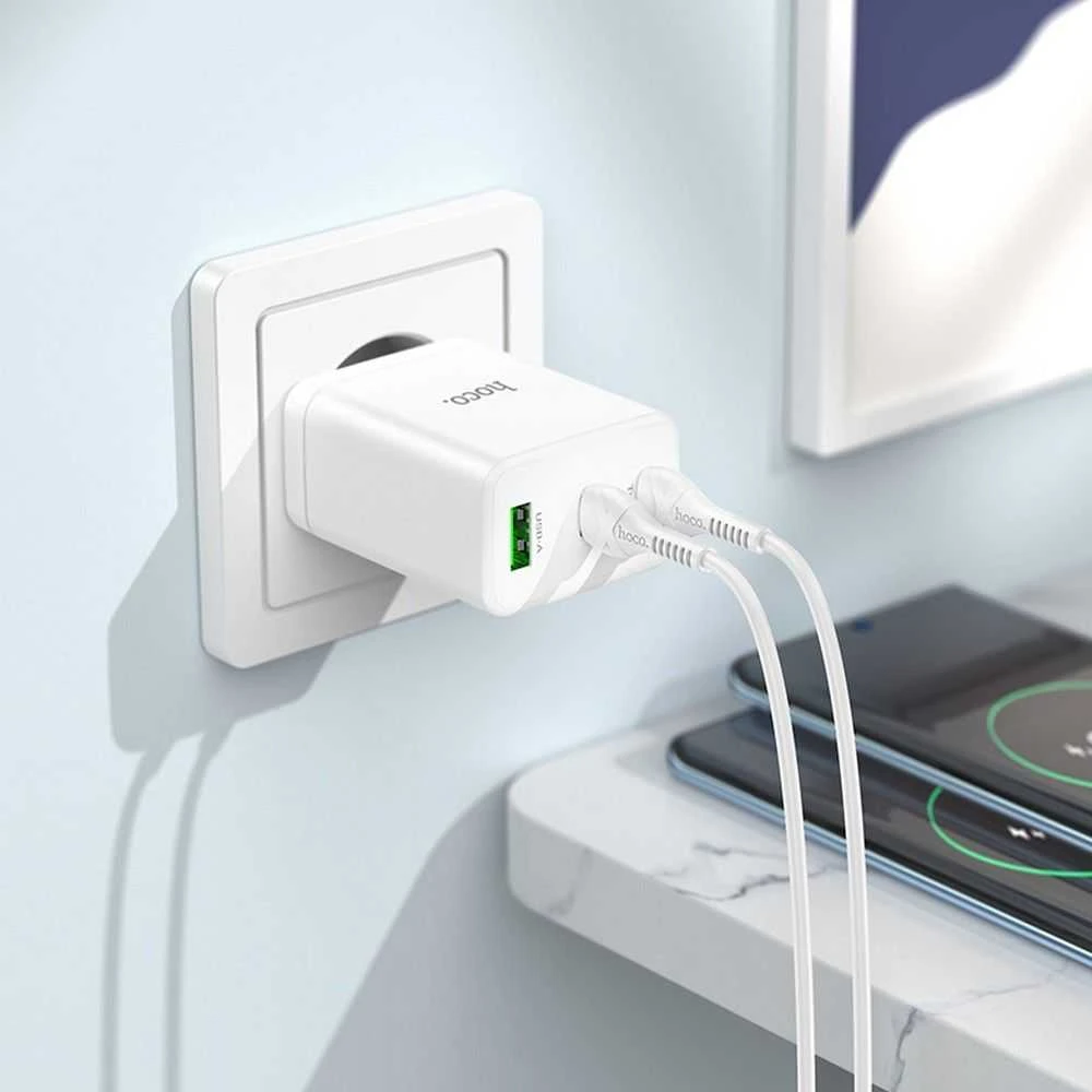 Telefono įkroviklis Hoco 2 x USB C + USB A QC3.0 PD 3A 35W + laidas USB C į USB C N33 baltas