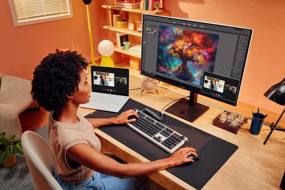 Monitorius HP OMEN Transcend – 240 Hz | 4K | OLED | 31,5 colio