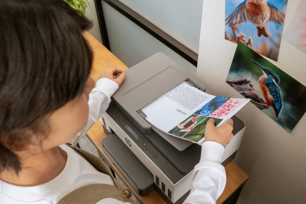 Hewlett Packard (HP) HP Smart Tank 750 AIO daugiafunkcis spausdintuvas Spausdintuvas - A4 spalvotas rašalinis, spausdinimas / kopijavimas / nuskaitymas, automatinis dvipusis spausdinimas, WiFi, 15 psl./min., 400–800 puslapių per mėnesį