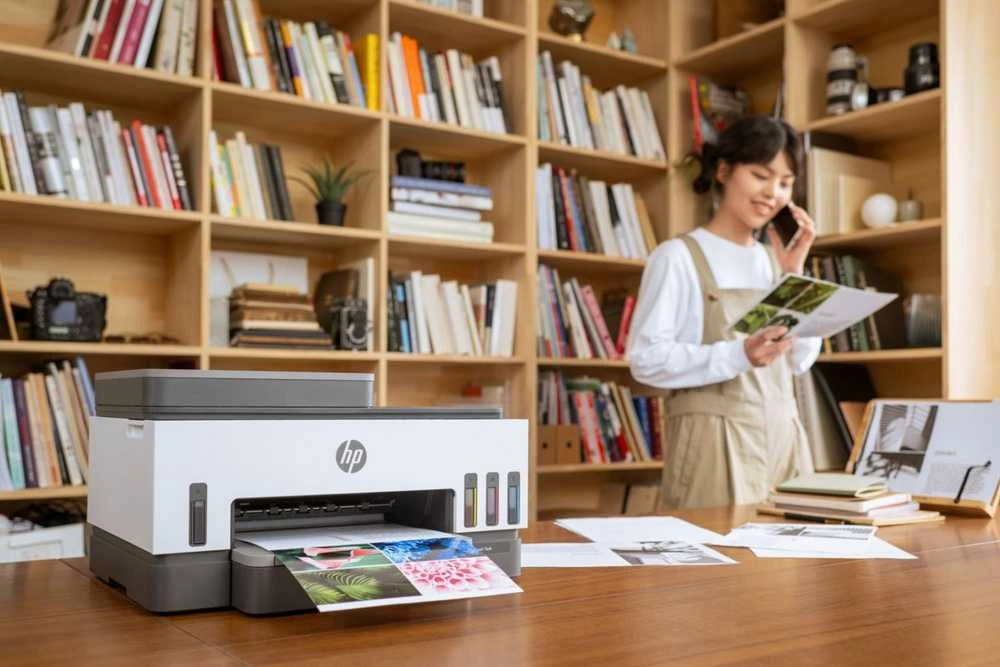 Hewlett Packard (HP) HP Smart Tank 750 AIO daugiafunkcis spausdintuvas Spausdintuvas - A4 spalvotas rašalinis, spausdinimas / kopijavimas / nuskaitymas, automatinis dvipusis spausdinimas, WiFi, 15 psl./min., 400–800 puslapių per mėnesį