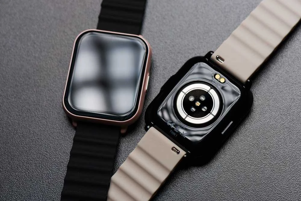 Išmanusis laikrodis TITMO E-100 (TFT, bluetooth call) juodas