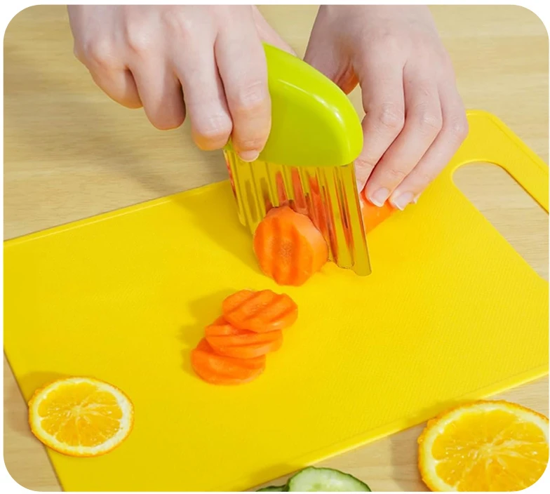Jokomisiada 14-Piece Children’s Kitchen Set with Knives, Cutting Board and Cutters ZA6601