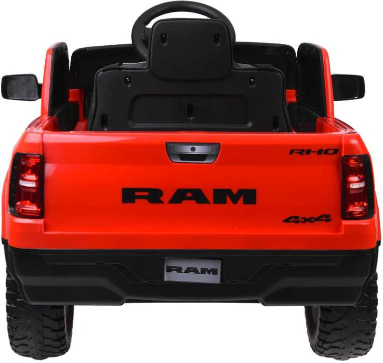 Jokomisiada Baterija-powered electric car RAM pickup for children 4x4 + remote control PA0322