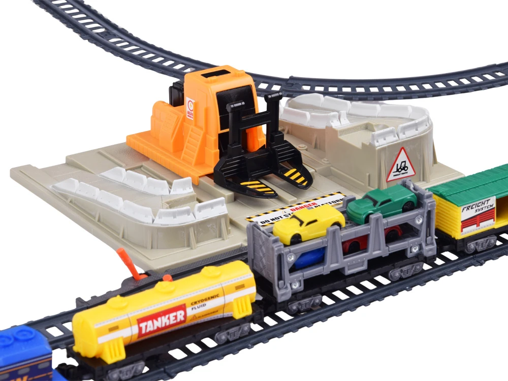 Jokomisiada Electric Train Set Car Carrier 4 Cars 5 Wagons 762 cm Track RC0802