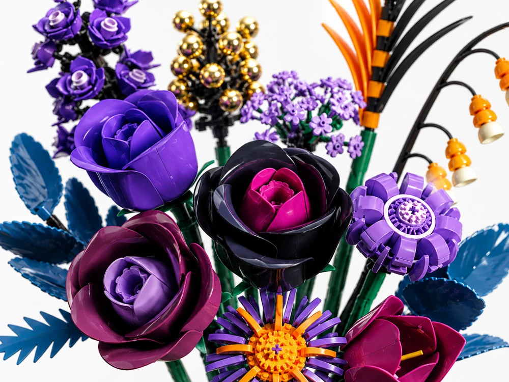Jokomisiada Flower Blocks DARK ROSES violetinė bouquet of flowers 665pcs ZA6264