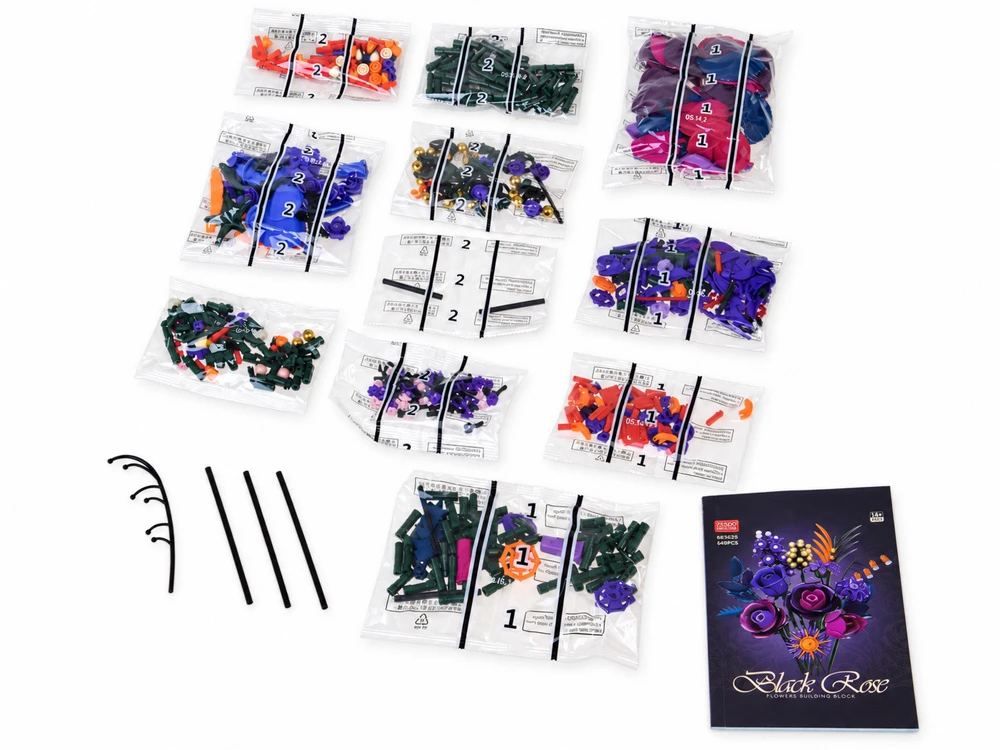 Jokomisiada Flower Blocks DARK ROSES violetinė bouquet of flowers 665pcs ZA6264