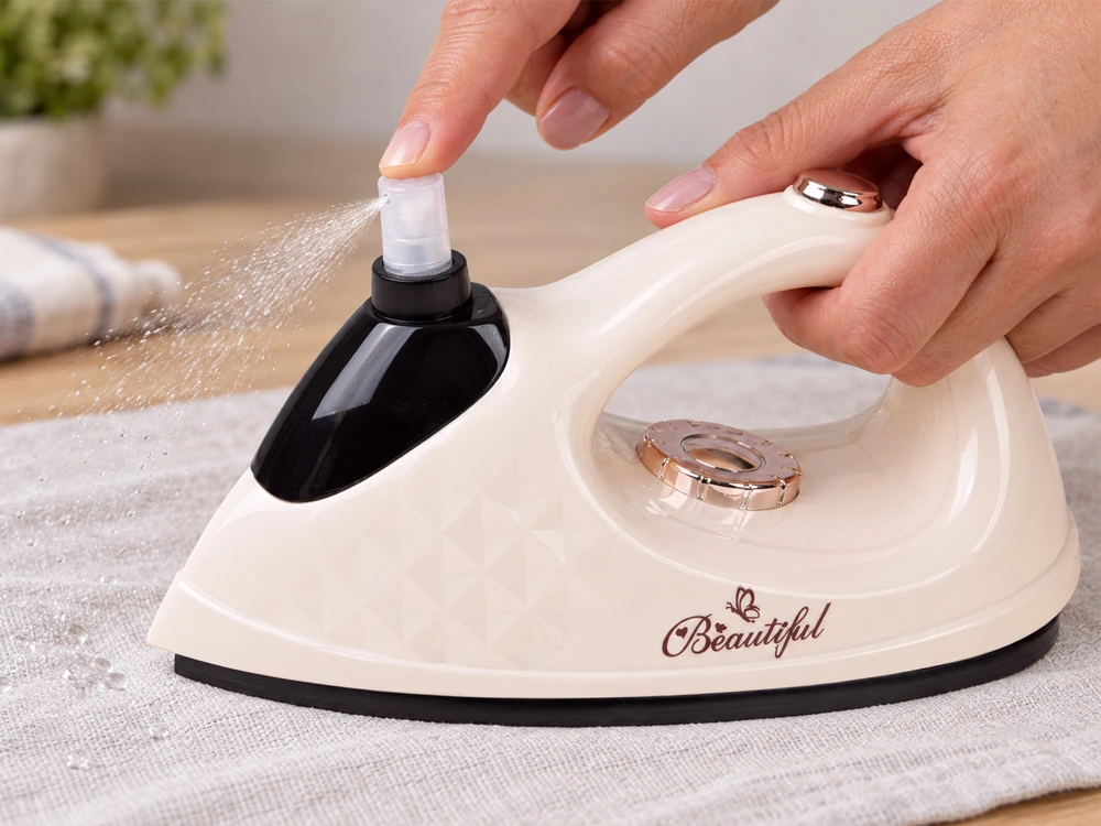 Jokomisiada IRON for children Series: Small household appliances - spray and vibration ZA6212