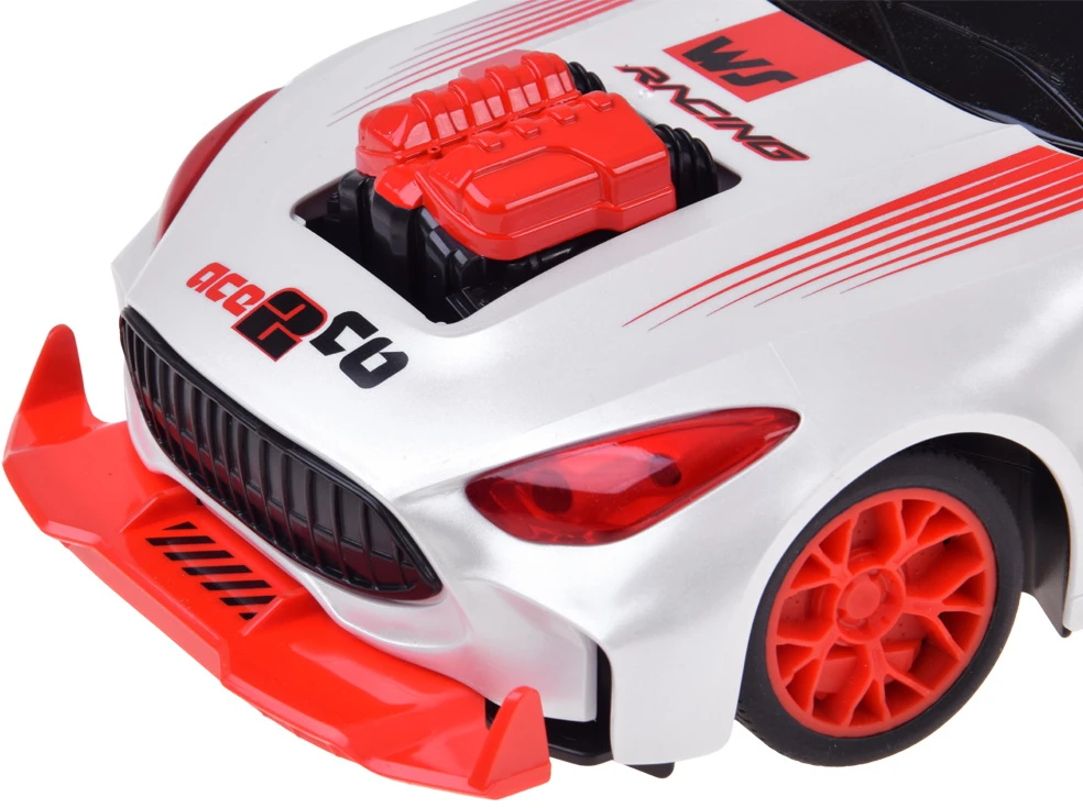 Jokomisiada Nuotoliniu būdu valdomas RC automobilis 1:16 transformuojamas su šviesomis 15 km/h RC0757