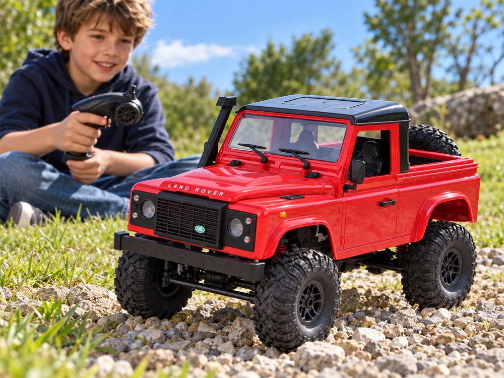 Jokomisiada Remote-controlled car 2in1 LAND ROVER Defender 90 4x4 Scale 1:12 RC0760
