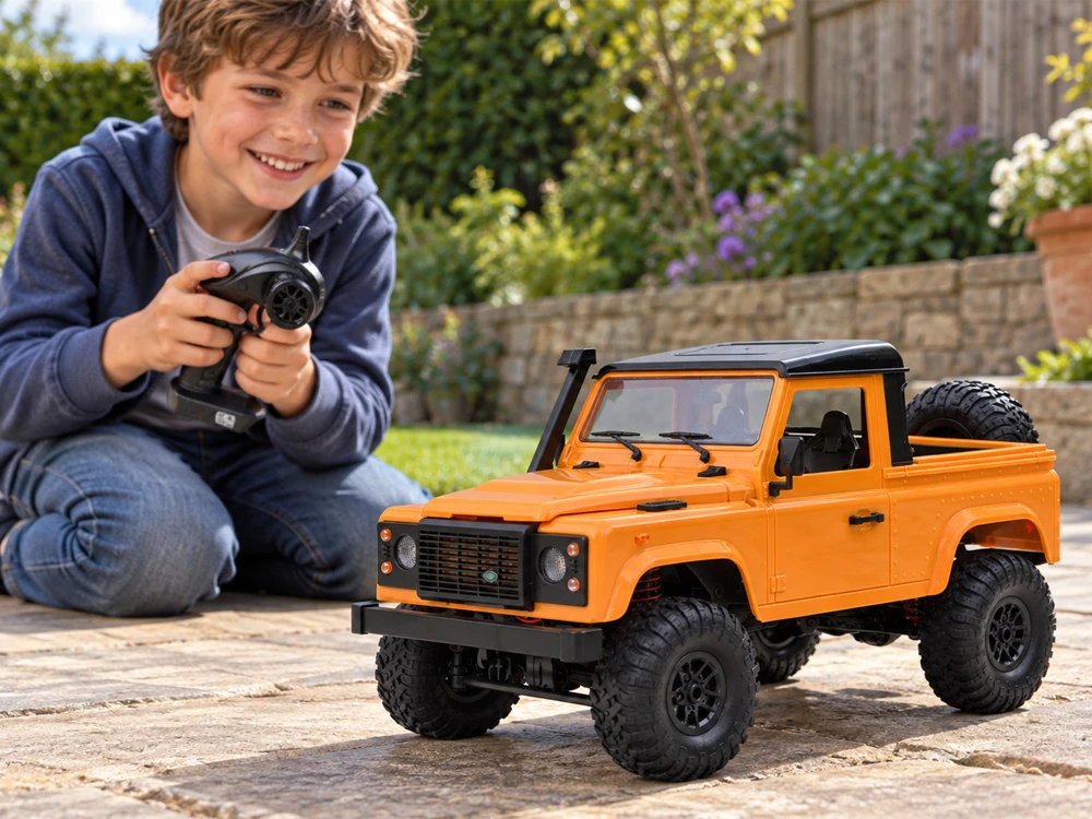 Jokomisiada Remote-controlled car 2in1 LAND ROVER Defender 90 4x4 Scale 1:12 RC0760