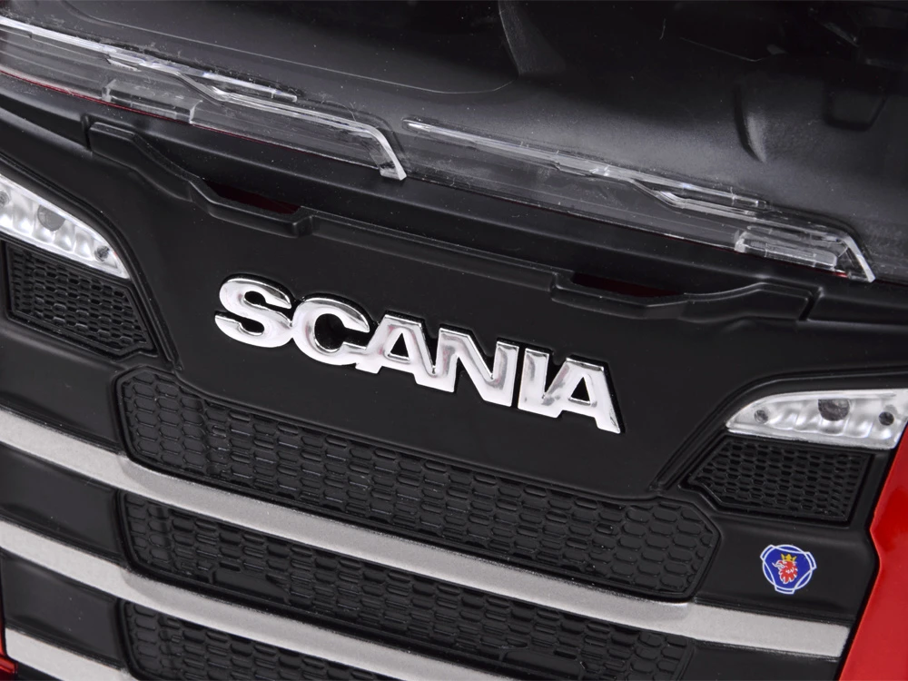 Jokomisiada Remote-Controlled Large Scania 770 S V8 Licensed Truck + Remote Control RC0788