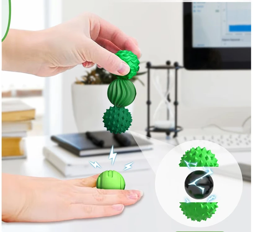 Jokomisiada Set of 4 Textured Sensory Balls with Storage Case ZA6618