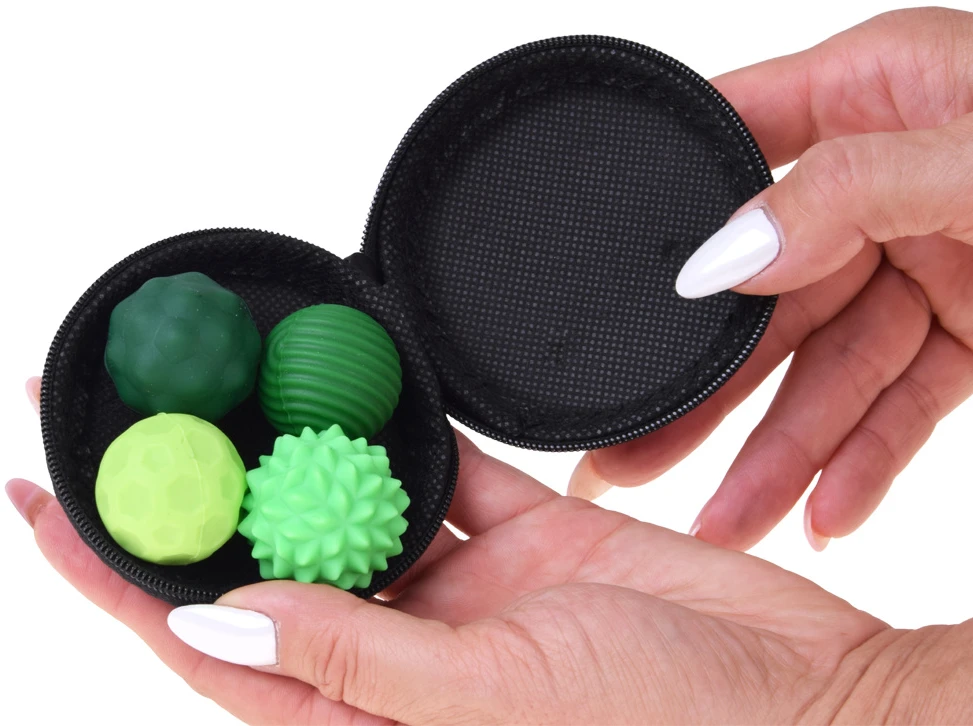Jokomisiada Set of 4 Textured Sensory Balls with Storage Case ZA6618