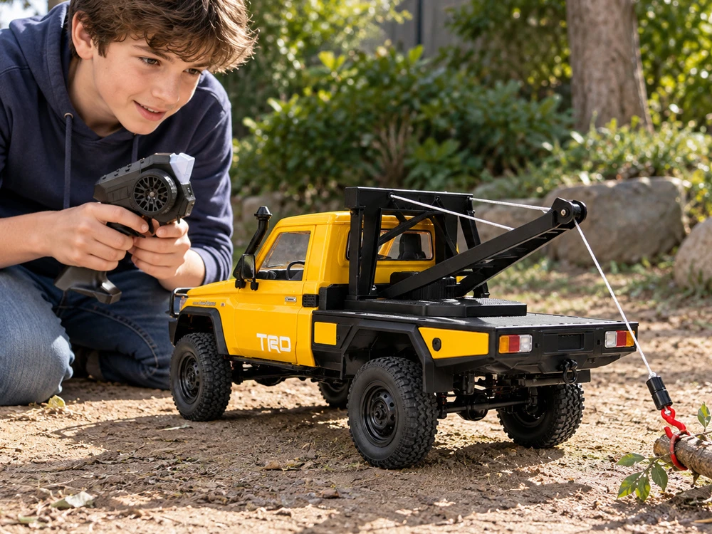 Jokomisiada Toyota Land Cruiser 1:12 4×4 Remote Control Car with Winch RC0766
