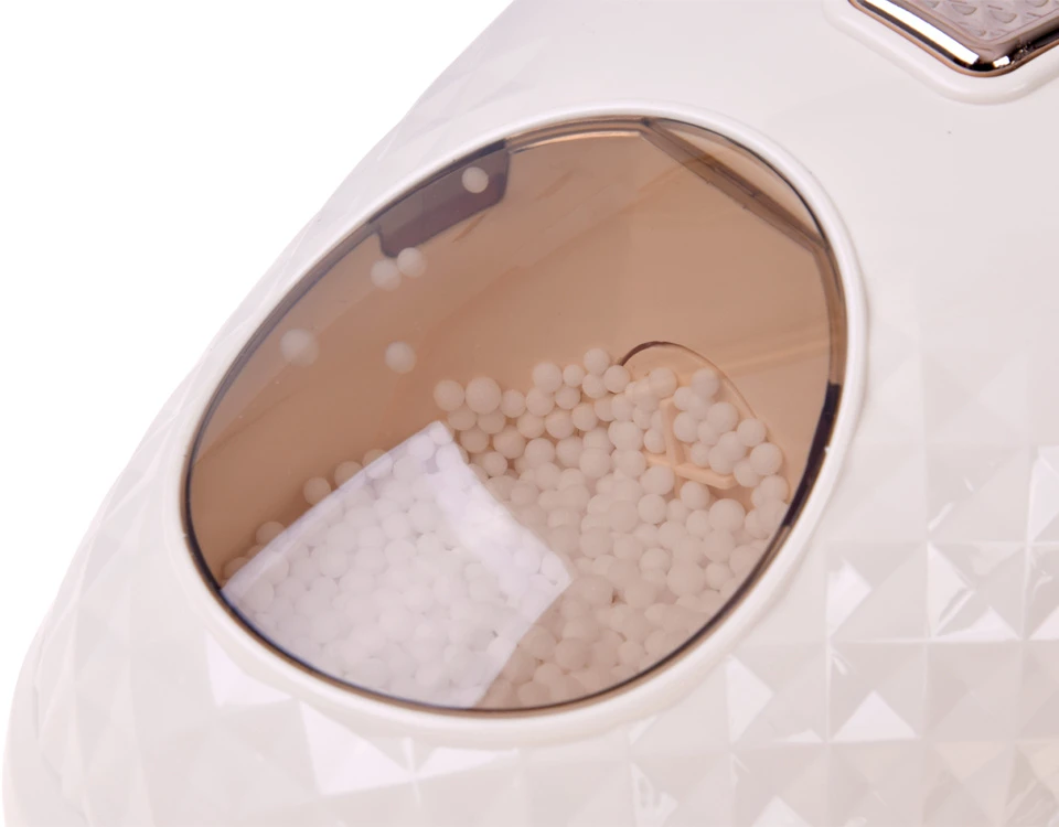 Jokomisiada VACUUM CLEANER with tube for children Series: Small household appliances - hums and moves the balls ZA6213