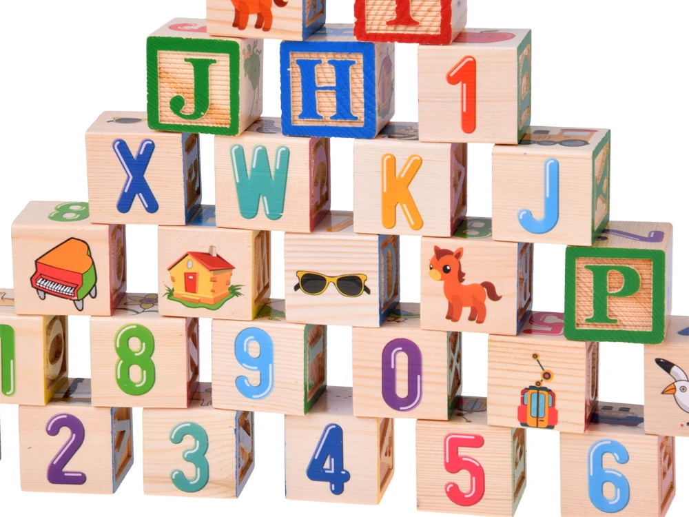 Jokomisiada Medinės lavinamosios kaladėlės – raidės, skaičiai ir paveikslėliai ALPHABET 27vnt. ZA6239